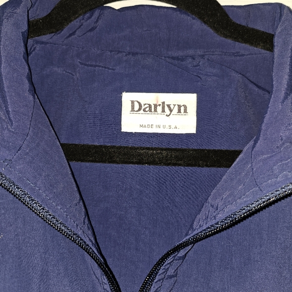 Eleven from Stranger Things Halloween Costume - Picture 9 of 11